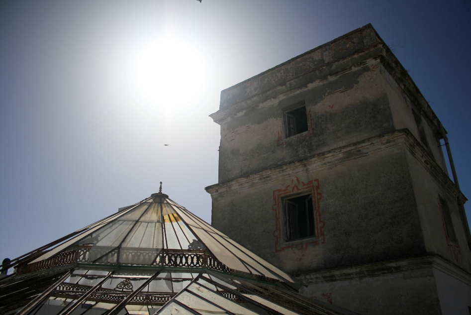 Montera y la torre mirador de la finca desde la que se tiene una vista de Cádiz prácticamente en 360 grados, ya que no hay ninguna construcción más alta en la zona.