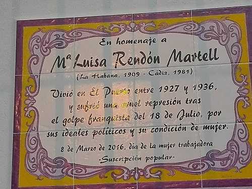 Placa María Luisa.