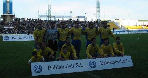 De jugador del Cádiz CF a bombero