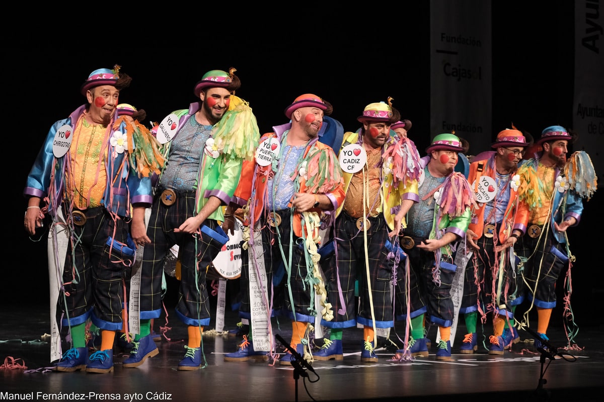 Chirigota 'Los exageraos' en el Gran Teatro Falla