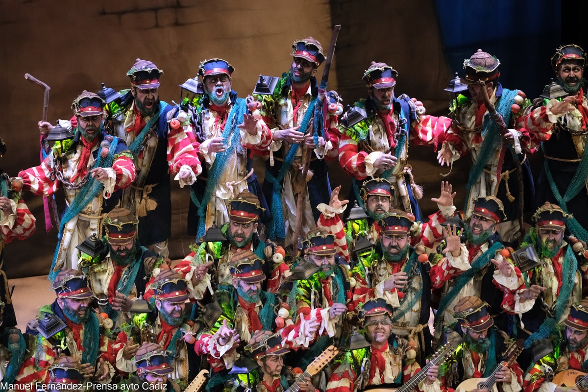 Coro 'Los iluminados' en el Gran Teatro Falla