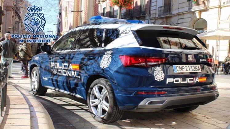 Patrulla de la Policía Nacional.