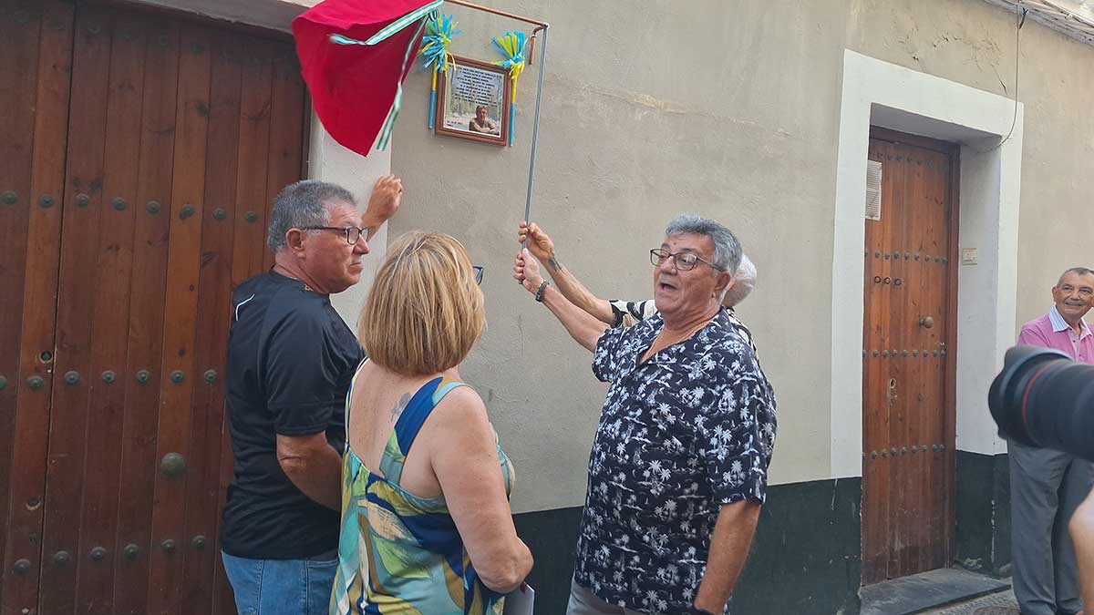 La casa natal de Joaquín Quiñones en Cádiz estrena su placa conmemorativa