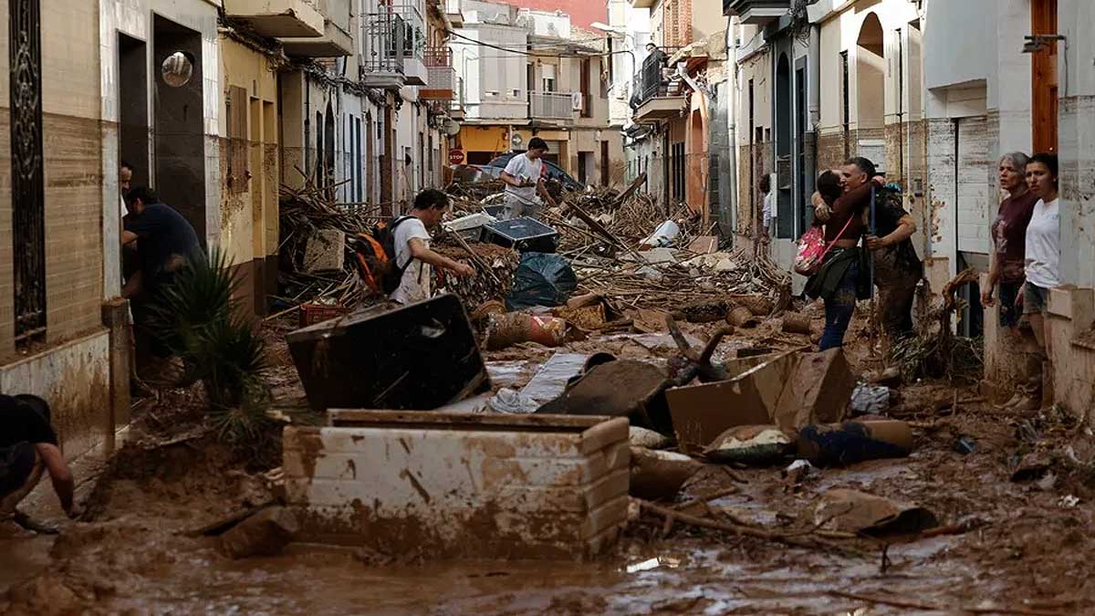 Efectos de la DANA en una calle.